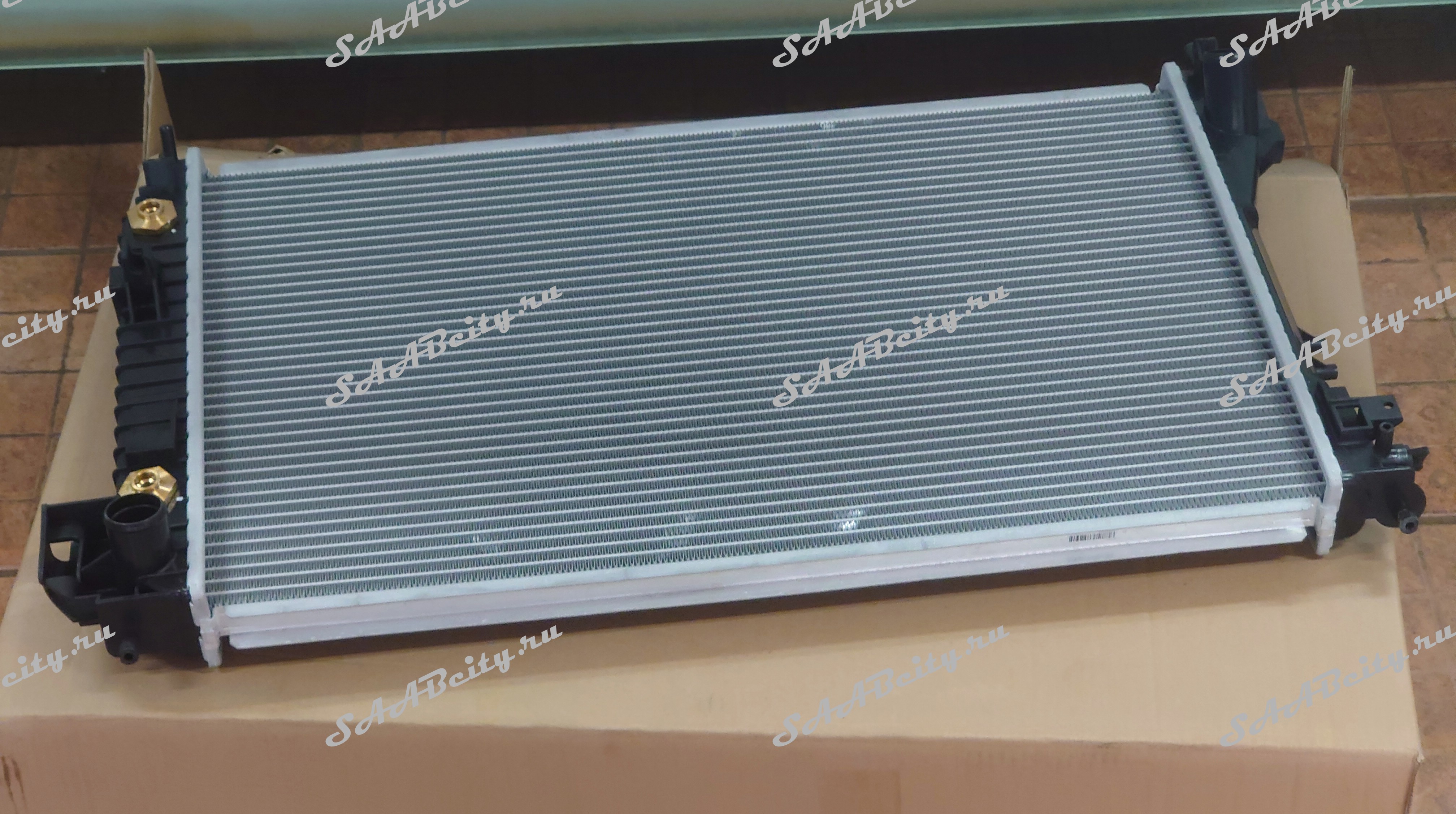 Радиатор водяной SAAB 9-3 SS АКПП (также для МКПП) (B207; D223L) (Pro Parts)