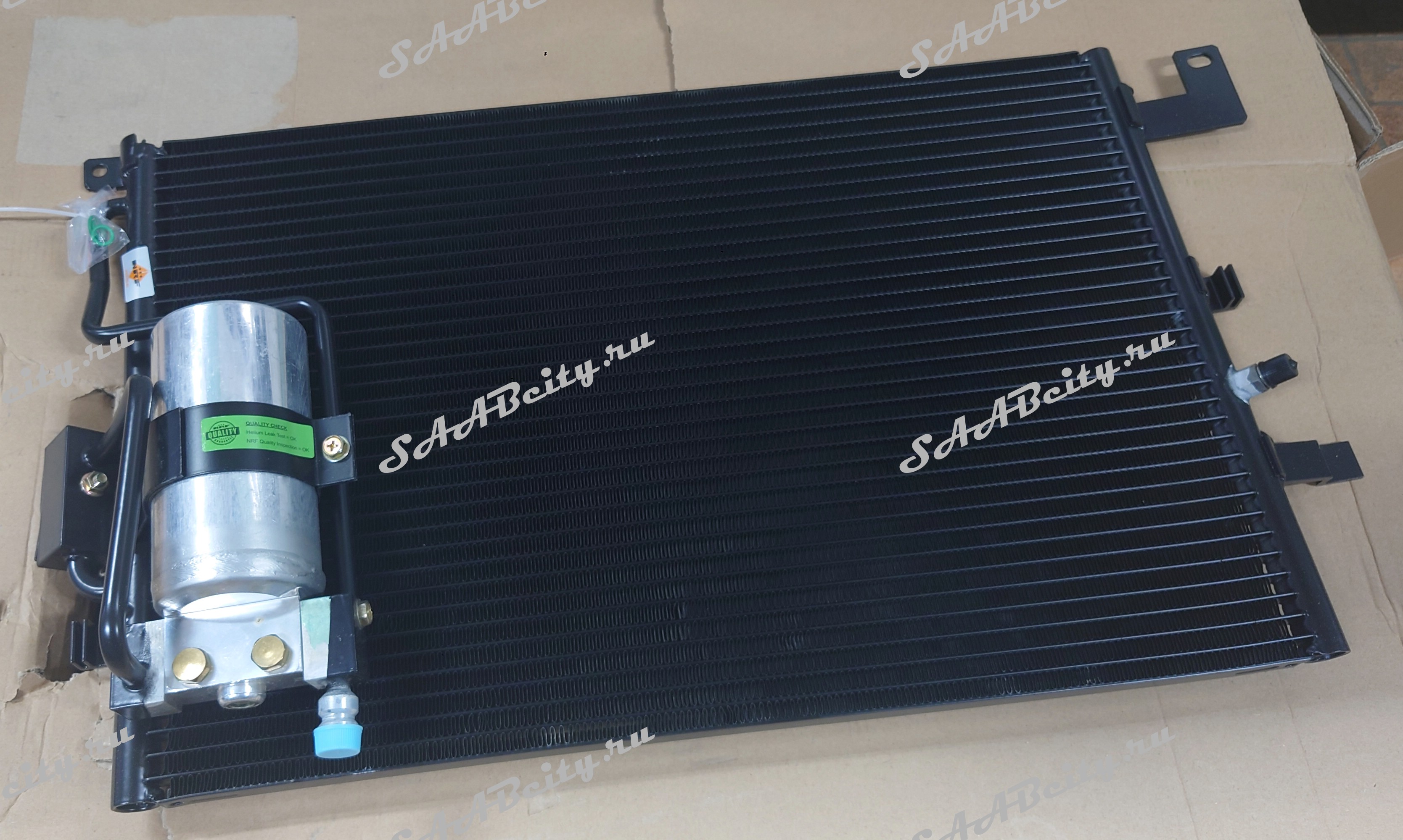 Радиатор кондиционера всборе с осушителем SAAB 900 1994-1998г.в. (SKANDIX)